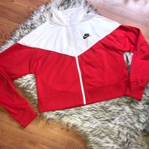 Nike Heritage Cropped Track Jacket